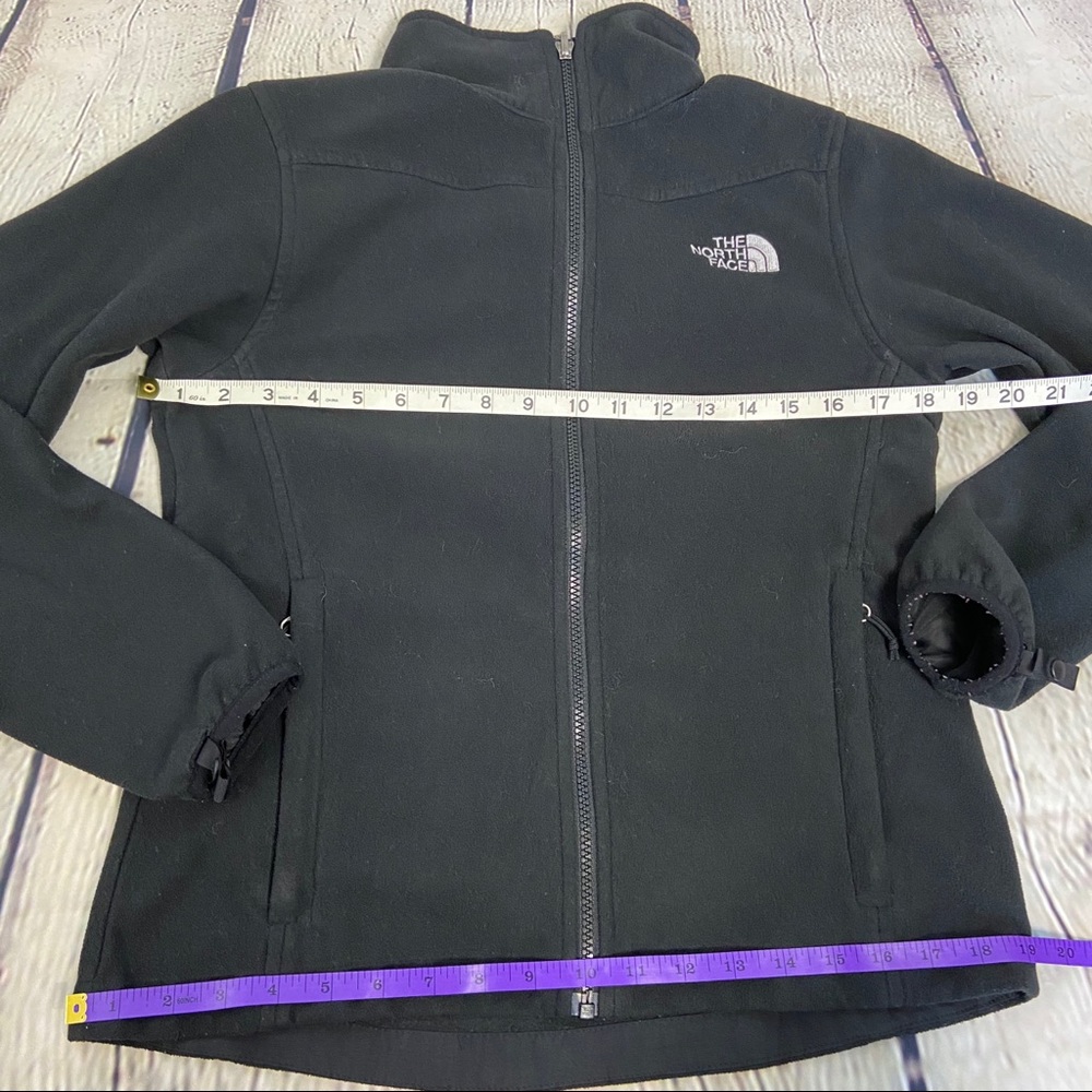 North Face fleece jacket zip in layer EUC - Picture 4 of 8